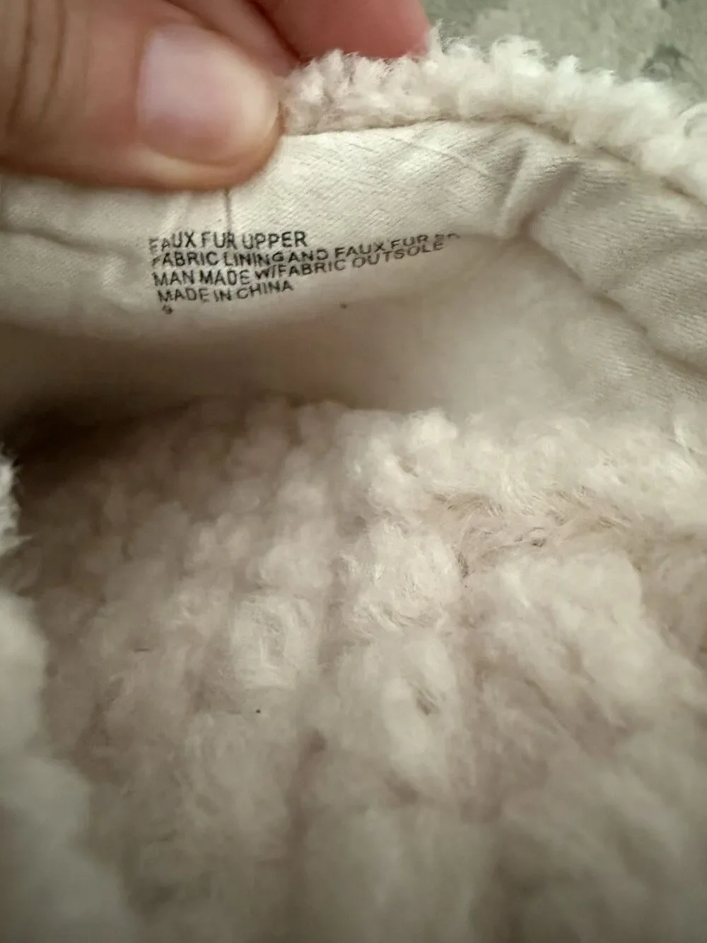 Birdies The Lark Faux Shearling Sleepers  Size 9